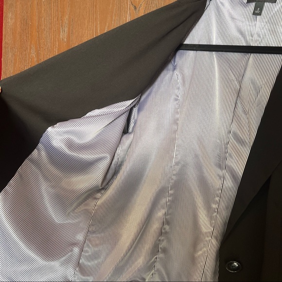Torrid Blazer 1-Button Size 2 - Picture 3 of 6